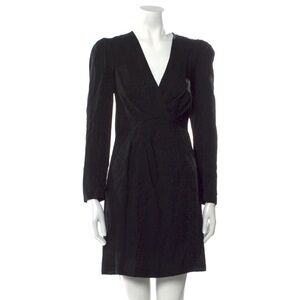 Sandro new without tag black A Line dress, V Neck very elegant, new without tag